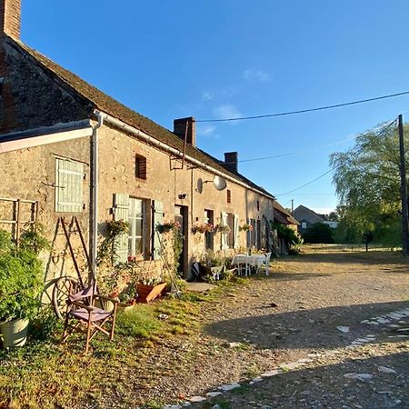 By The Wayside Lussac-Les-Eglises Exterior foto