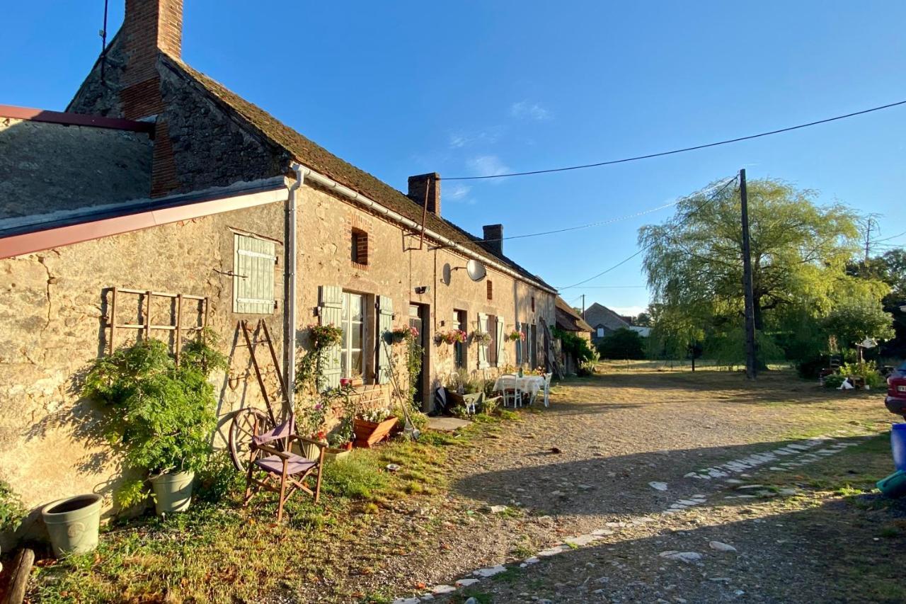 By The Wayside Lussac-Les-Eglises Exterior foto